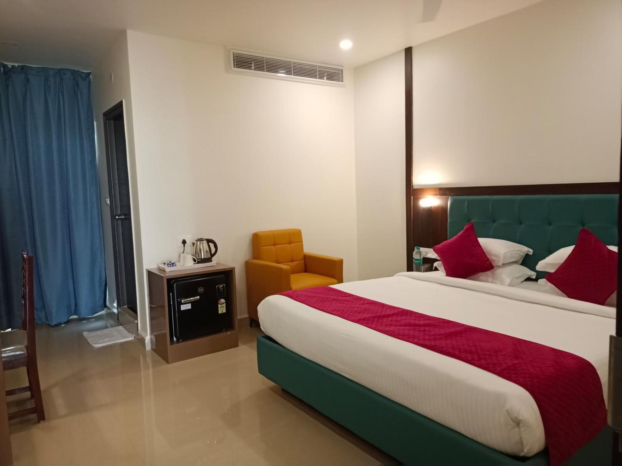 Hotel Landridge - Hitech Hyderabad