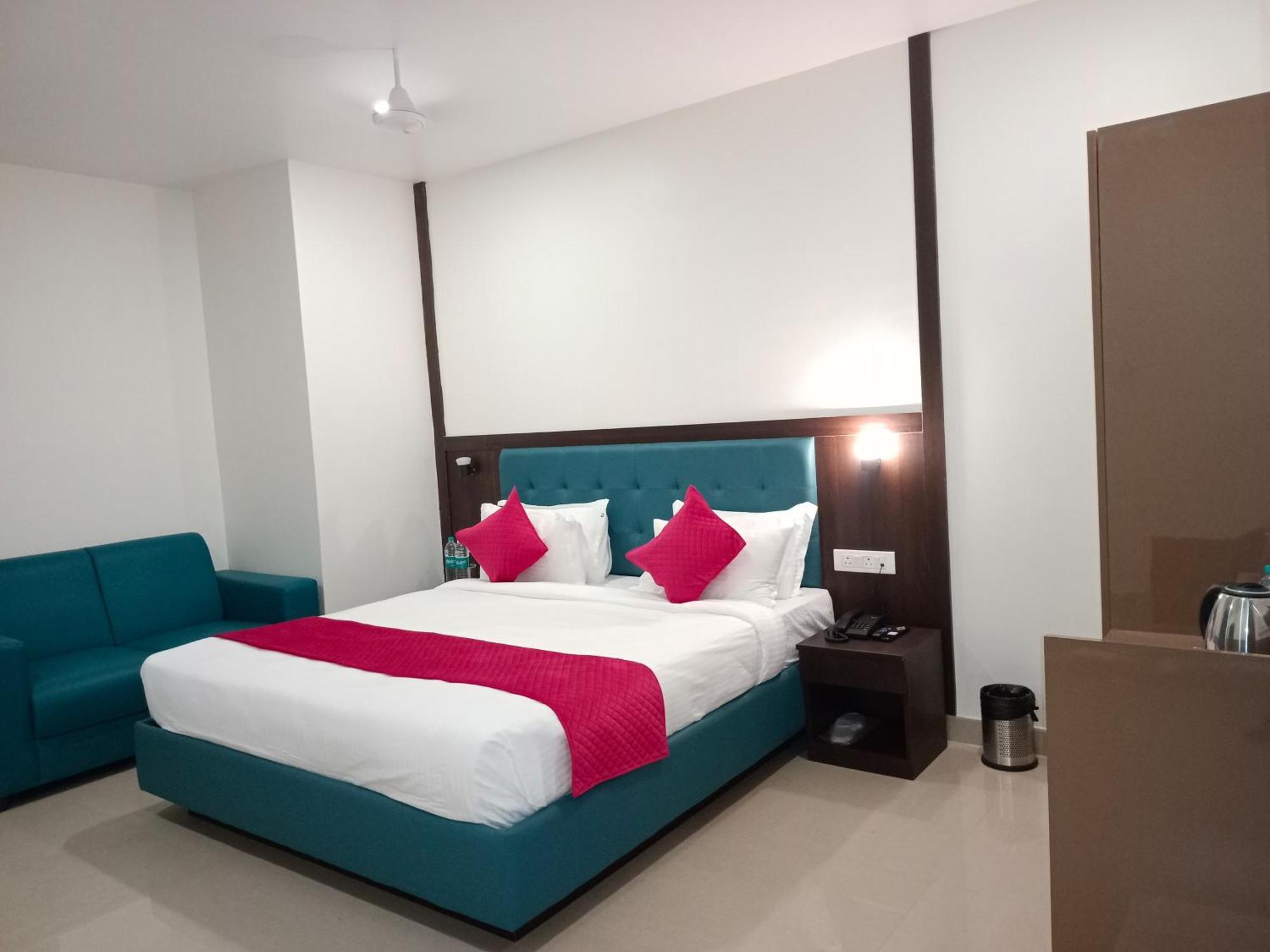 Hotel Landridge - Hitech 3*