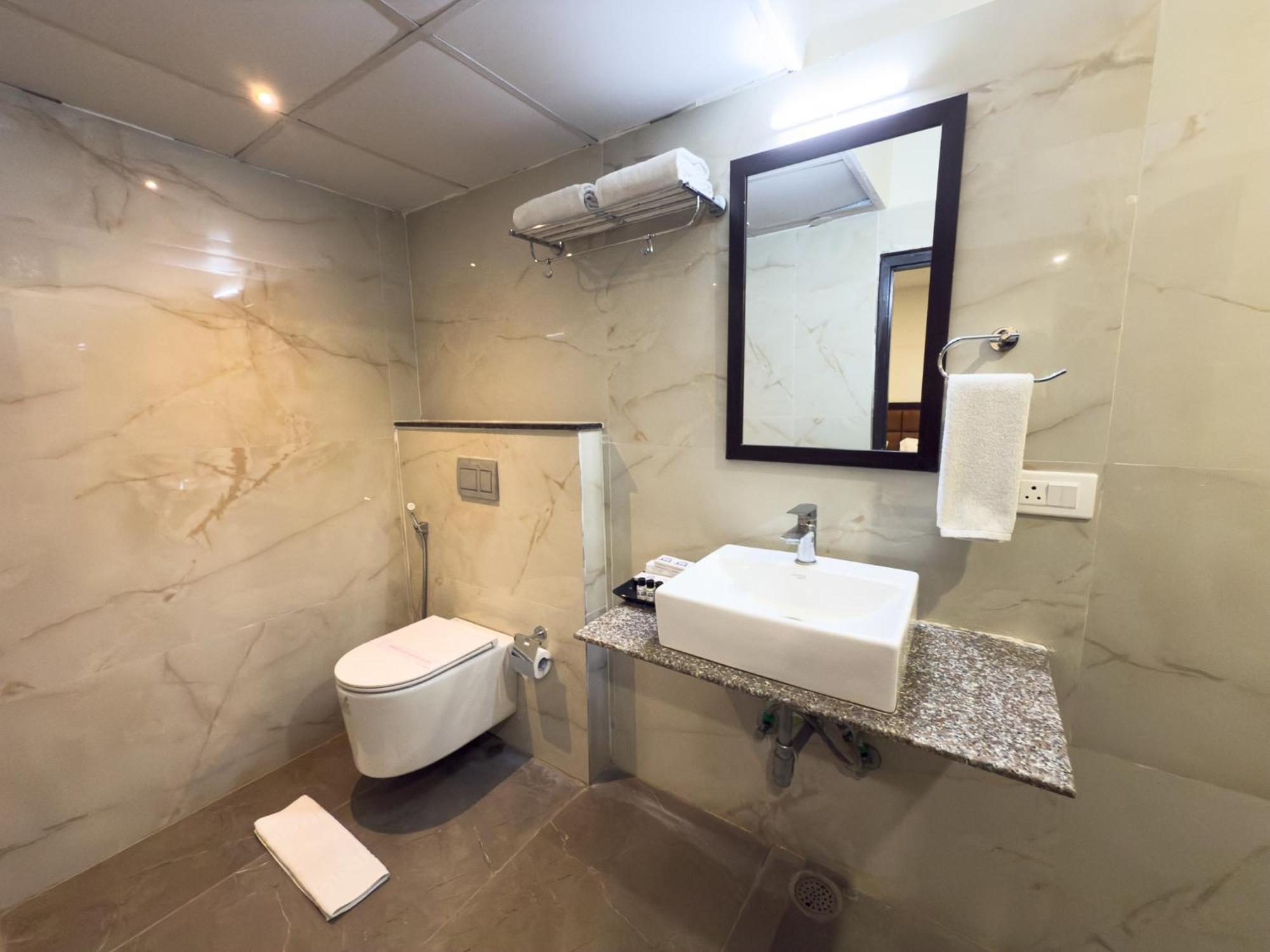 Hotel Landridge - Hitech